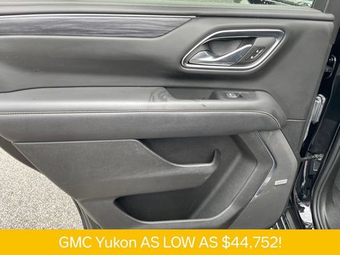 Used 2024 GMC Yukon SLT RWD image 38