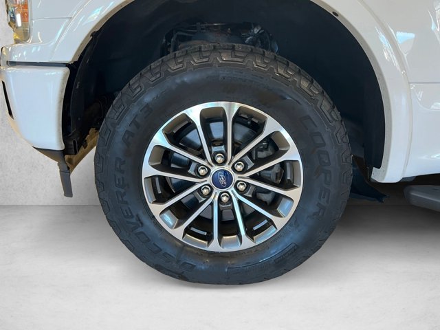 Used 2019 Ford F150 XLT w/ Equipment Group 302A Luxury AWD/4WD image 24
