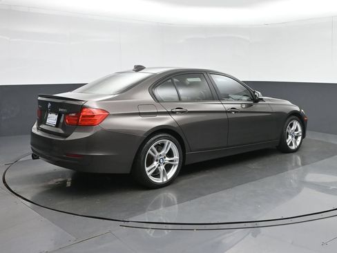 Used 2015 BMW 328i xDrive Sedan AWD/4WD image 7