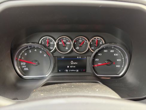 Used 2024 Chevrolet Tahoe LS AWD/4WD image 25
