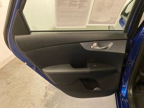 Used 2023 Kia Forte LXS w/ LXS Technology Package FWD image 20