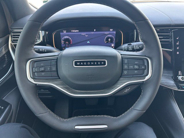Used 2023 Jeep Wagoneer Series III w/ Premium Group I AWD/4WD image 18