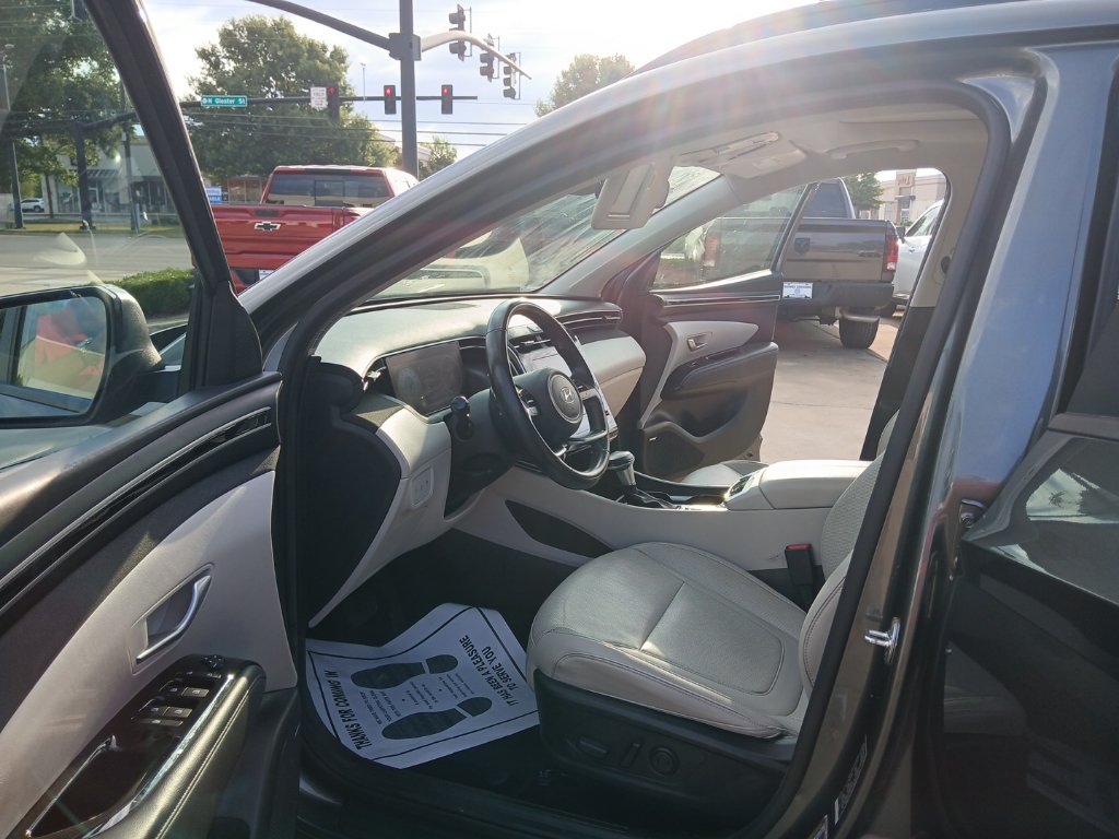 Used 2022 Hyundai Tucson SEL w/ Convenience + Premium Package FWD image 9