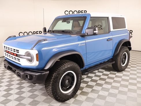 Used 2024 Ford Bronco Heritage Edition AWD/4WD image 11