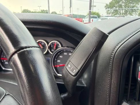 Used 2022 Chevrolet Silverado 1500 LT Trail Boss w/ Bed Protection Package AWD/4WD image 22