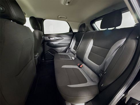 Used 2022 Chevrolet TrailBlazer LT w/ Convenience Package image 23