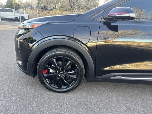 Used 2023 Chevrolet Bolt EUV Premier w/ Sun & Sound Package image 34