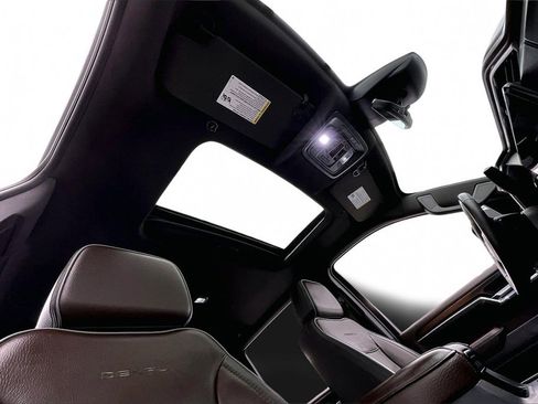 Used 2024 GMC Sierra 2500 Denali w/ Technology Package image 23