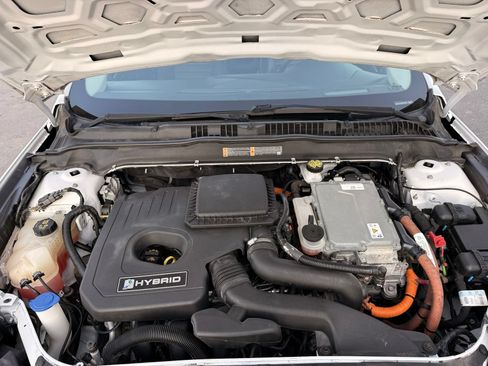 Used 2018 Ford Fusion SE w/ Equipment Group 602A FWD image 36