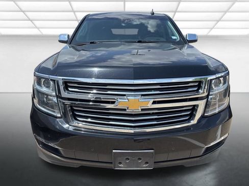 Used 2019 Chevrolet Suburban Premier AWD/4WD image 2