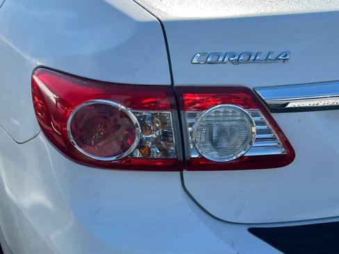 Used 2012 Toyota Corolla LE w/ Premium Pkg FWD image 20