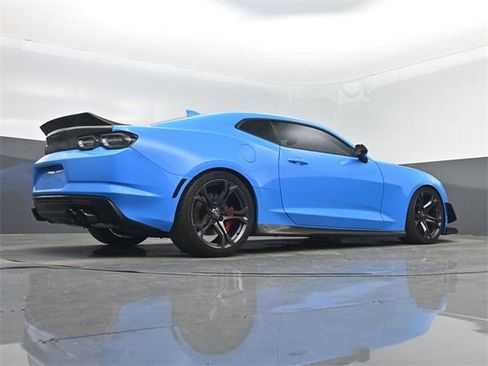 Used 2022 Chevrolet Camaro SS image 43