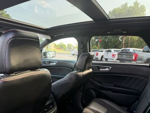 Used 2023 Ford Edge ST w/ Equipment Group 401A AWD/4WD image 5