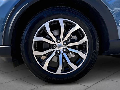 Used 2025 Ford Explorer ST-Line w/ Premium Package image 10