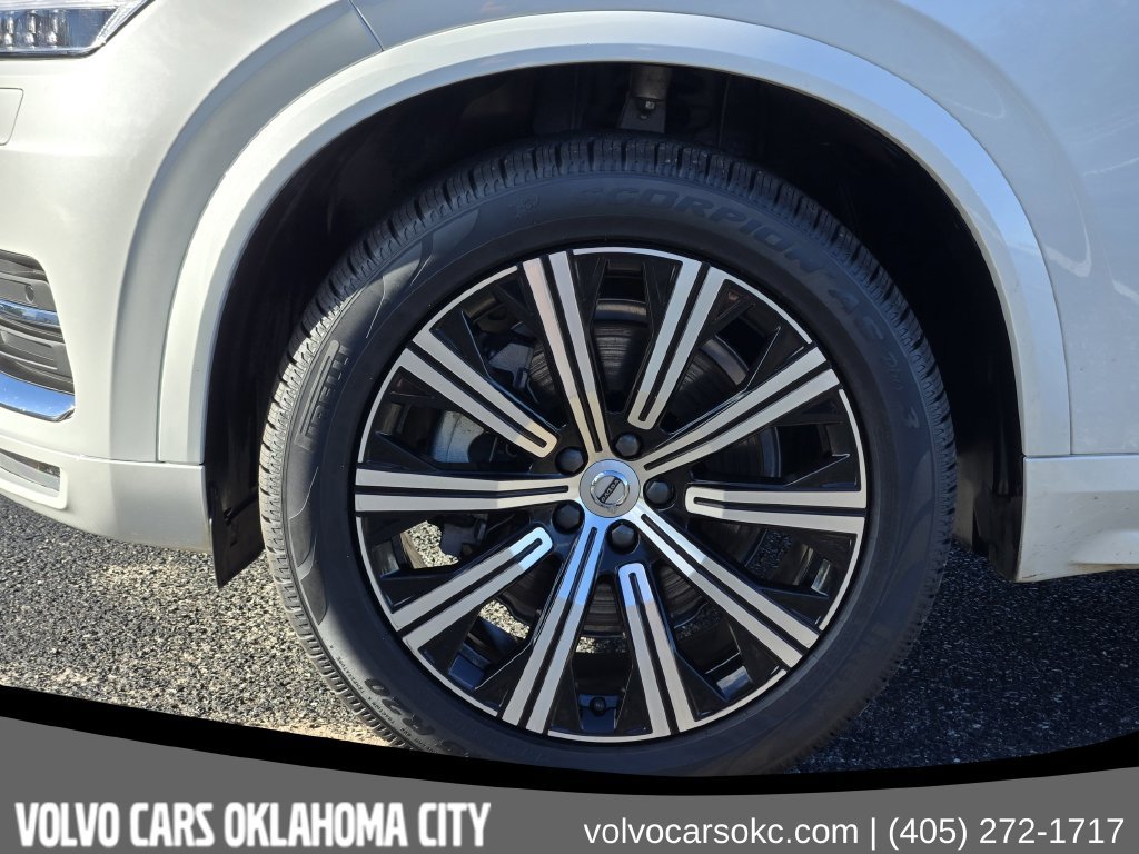Certified 2024 Volvo XC90 B5 Core w/ Protection Package Premier AWD/4WD image 11