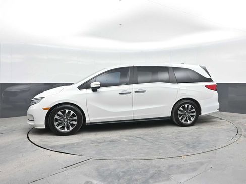Used 2023 Honda Odyssey EX-L image 4