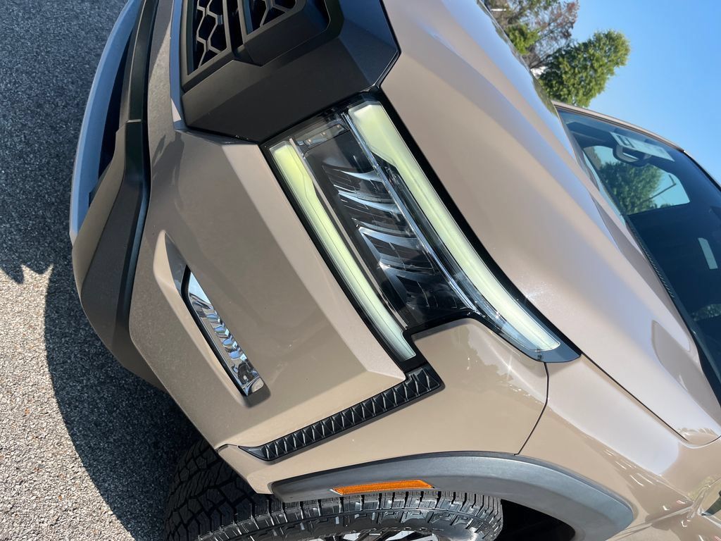 Used 2023 Nissan Frontier PRO-4X w/ Pro Convenience Package AWD/4WD image 35