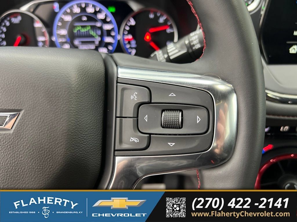 Used 2025 Chevrolet Blazer RS w/ Enhanced Convenience Package FWD image 26