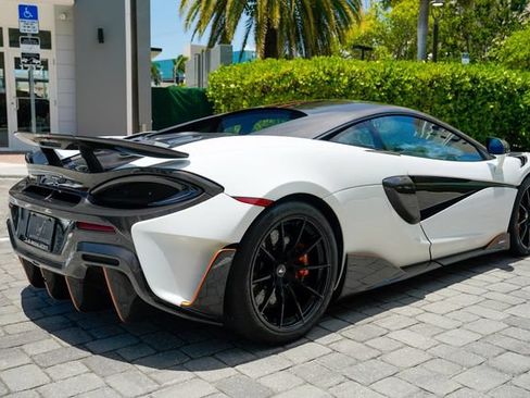 Used 2019 McLaren 600LT RWD image 27