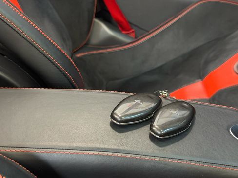 Used 2022 McLaren 720S Spider RWD image 37