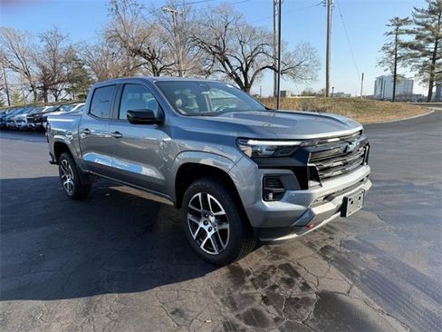 Used 2023 Chevrolet Colorado Z71 w/ Z71 Convenience Package 2 image 9