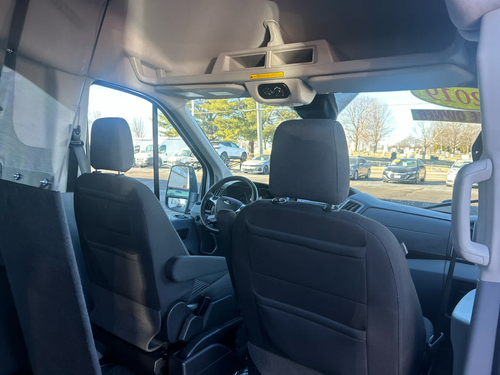 Used 2019 Ford Transit 150 XLT RWD image 24