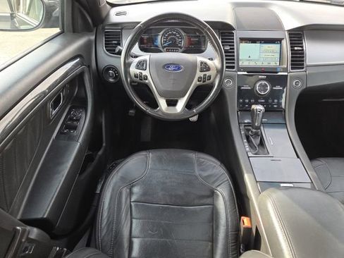 Used 2018 Ford Taurus SHO image 28