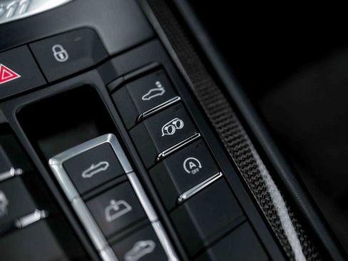 Used 2017 Porsche 911 Carrera GTS image 63