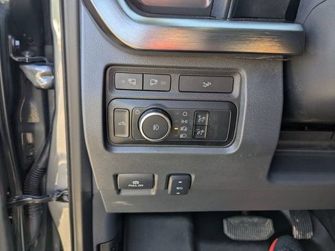 Certified 2024 Ford F250 Lariat w/ Lariat Ultimate Package AWD/4WD image 12