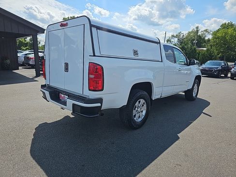Used 2017 Chevrolet Colorado W/T w/ WT Convenience Package AWD/4WD image 3