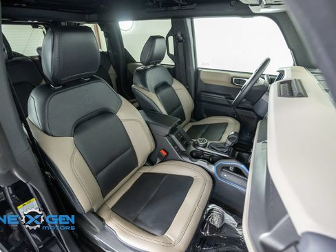 Used 2024 Ford Bronco Wildtrak AWD/4WD image 48