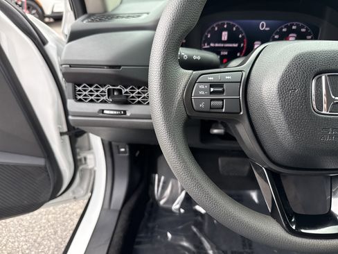 Certified 2025 Honda Accord LX image 19