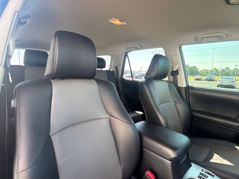 Used 2017 Toyota 4Runner SR5 Premium RWD image 18