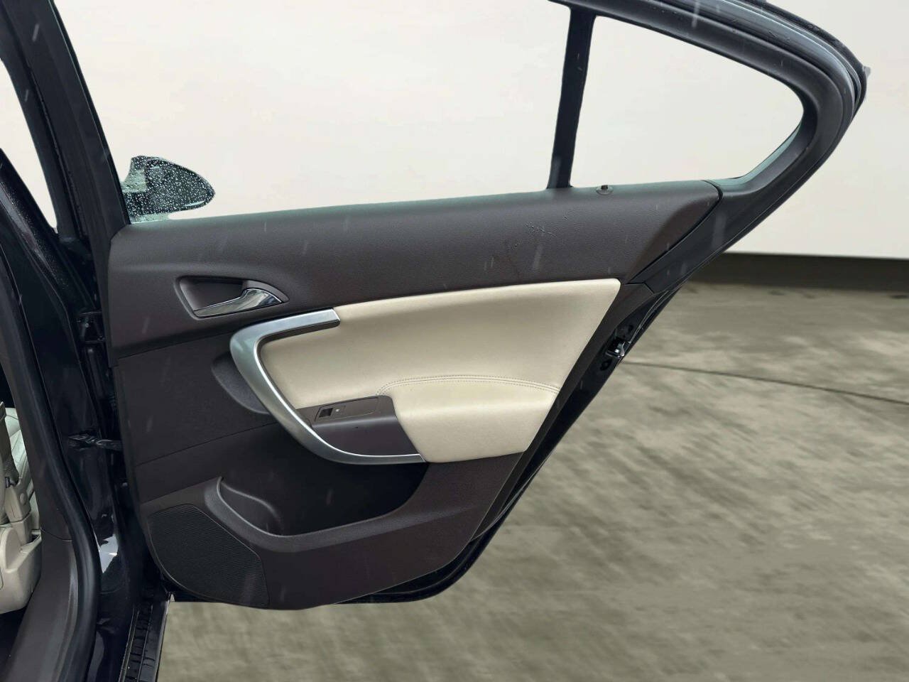 Used 2014 Buick Regal FWD image 16