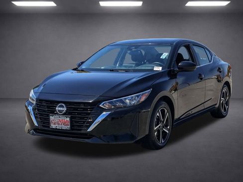 Used 2024 Nissan Sentra SV FWD image 8