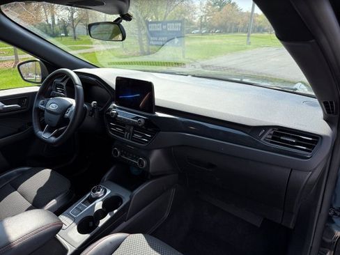 Used 2023 Ford Escape ST-Line image 22