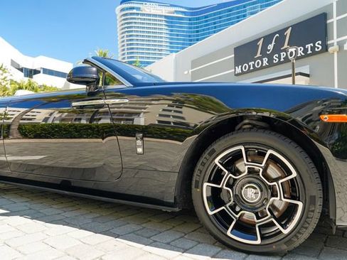 Used 2018 Rolls-Royce Dawn image 33