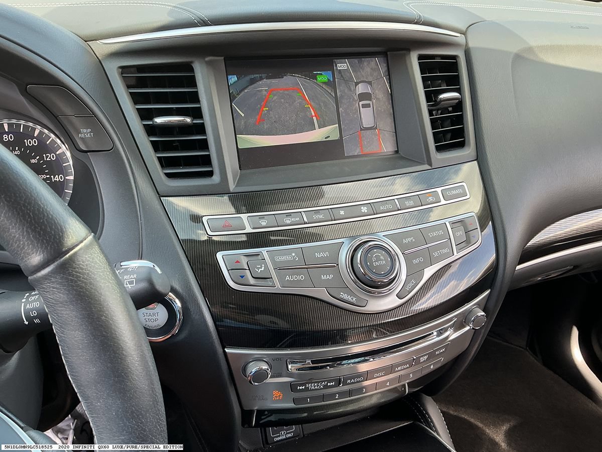 Used 2020 INFINITI QX60 Luxe w/ Essential Package FWD image 16