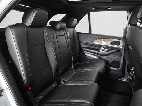 Certified 2025 Mercedes-Benz GLE 350 4MATIC w/ 3rd Row Seat Package image 22