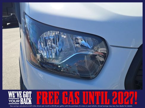 New 2026 Ford Transit 250 148 Medium Roof RWD image 10