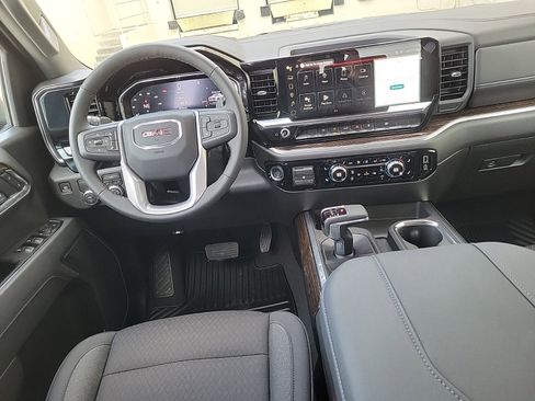 New 2026 GMC Sierra 1500 Elevation image 14