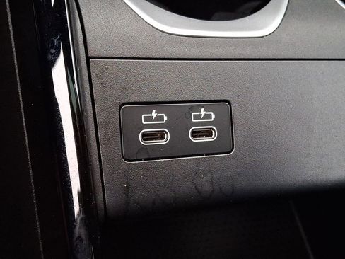 Used 2025 BMW X2 M35i w/ Premium Package image 21