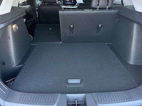 New 2026 Chevrolet Trax LT FWD image 15
