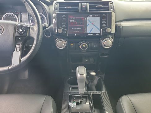 Used 2024 Toyota 4Runner TRD Off-Road Premium w/ Moonroof Package AWD/4WD image 17