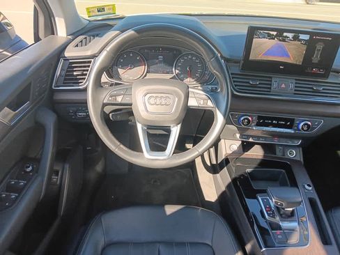 Used 2021 Audi Q5 2.0T Premium w/ Convenience Package AWD/4WD image 18