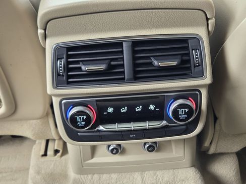 Used 2019 Audi Q7 2.0T Premium Plus w/ Premium Plus Package image 36