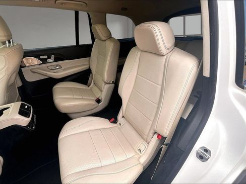 Used 2021 Mercedes-Benz GLS 450 4MATIC image 26