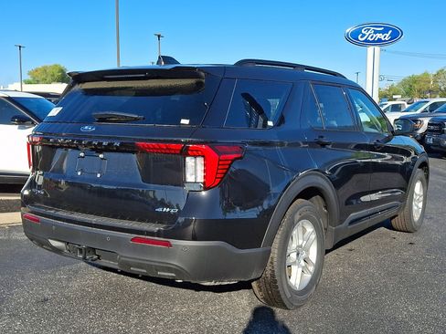 New 2026 Ford Explorer Active AWD/4WD image 4