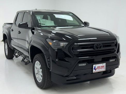 New 2026 Toyota Tacoma SR5 AWD/4WD image 2