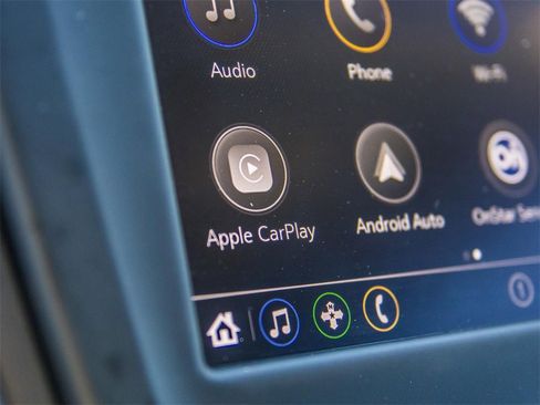 Used 2021 Chevrolet Equinox LT image 32